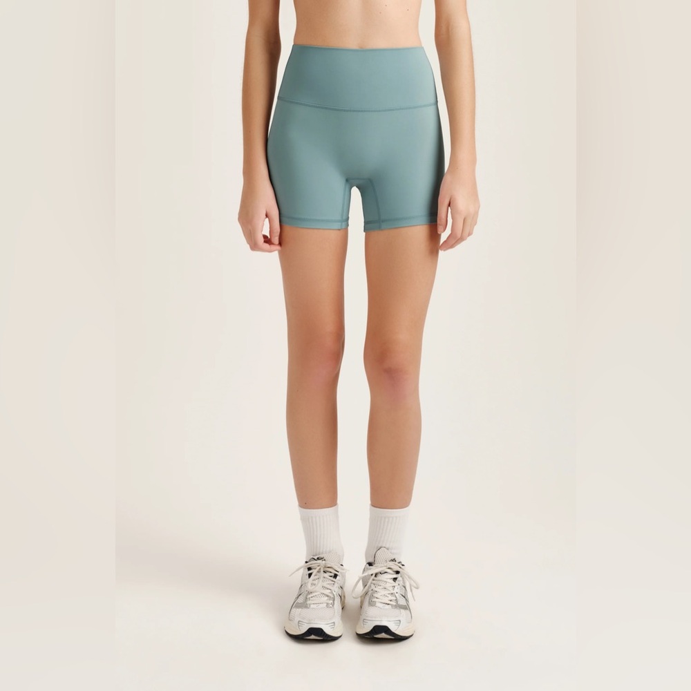 LIMITED EDITION PRE ORDER Set active LUXFORM LUX SHORTS WASHED